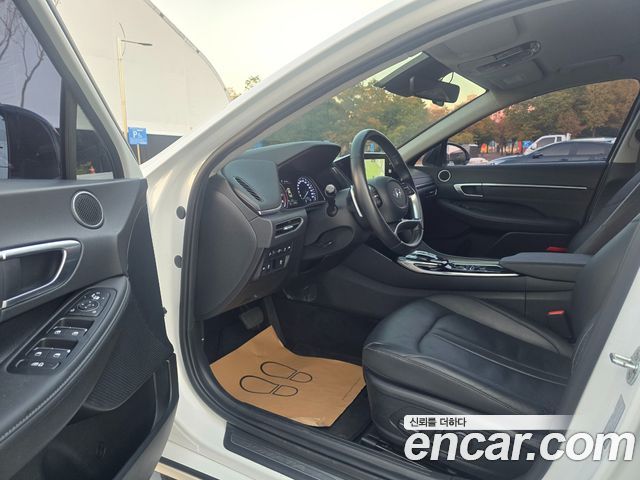 Hyundai Sonata (DN8) 2.0 Premium Plus 2022 — фото 19