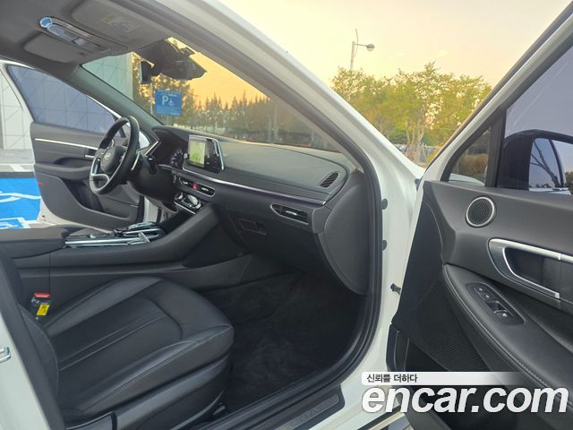 Hyundai Sonata (DN8) 2.0 Premium Plus 2022 — фото 21