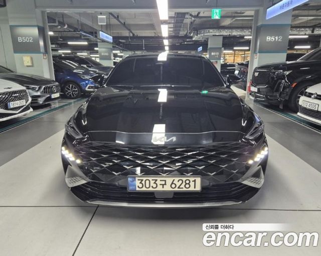 Kia K8 2.5 Gasoline 2WD Signature Special 2024 — фото 2