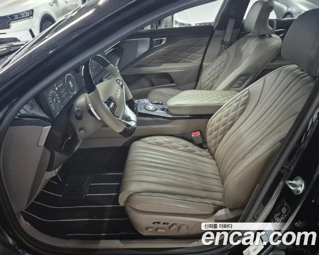 Kia K8 2.5 Gasoline 2WD Signature Special 2024 — фото 16