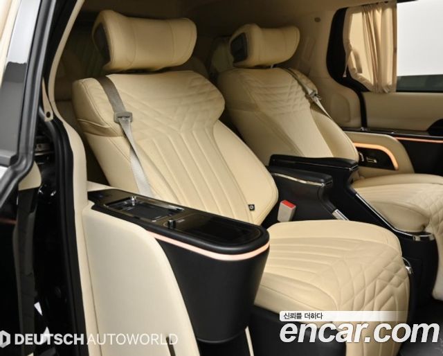 Kia Carnival (IV) Gasoline 9-Seater Hi Limousine (7-seater Limousine(Special vehicle) 2025 — фото 16