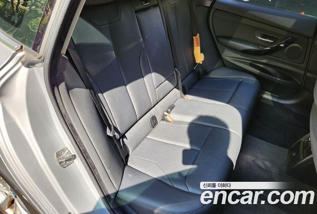BMW 3 Series GT (F34) GT 320d 2020 — фото 16