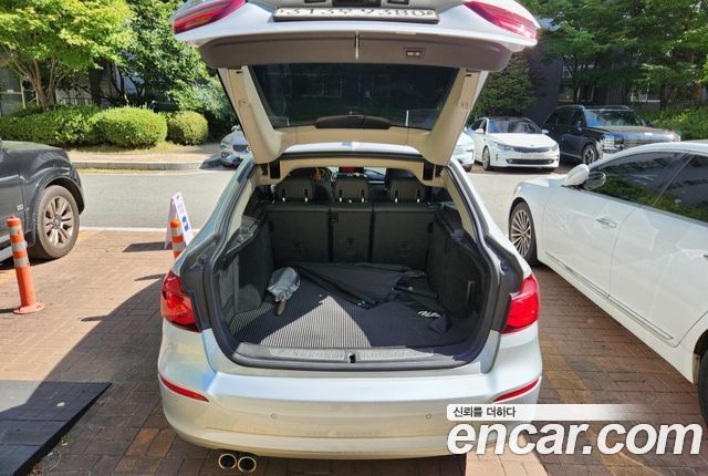 BMW 3 Series GT (F34) GT 320d 2020 — фото 17