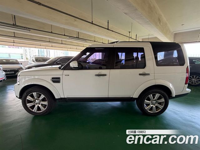 Land Rover Discovery 4 3.0 SDV6 SE 2016 — фото 3
