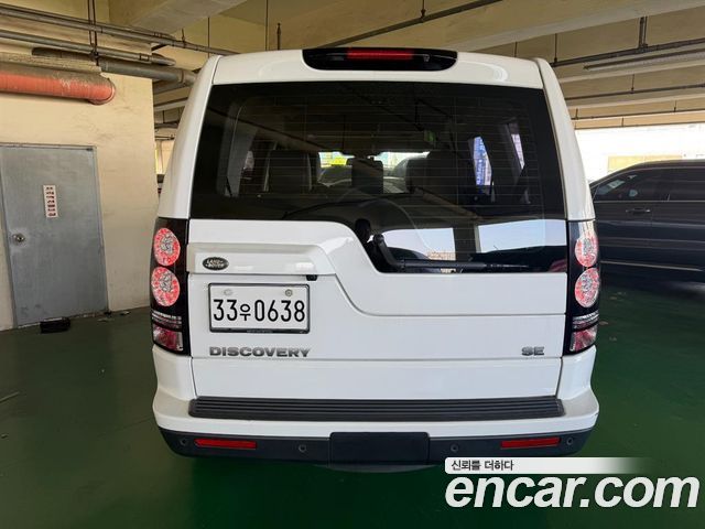Land Rover Discovery 4 3.0 SDV6 SE 2016 — фото 4