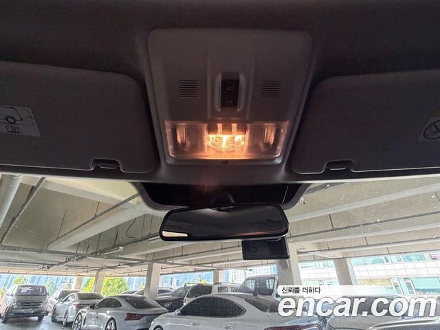 Land Rover Discovery 4 3.0 SDV6 SE 2016 — фото 19