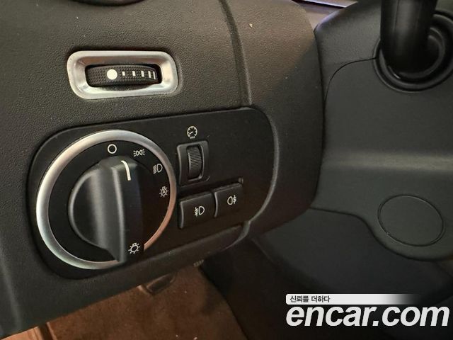 Land Rover Discovery 4 3.0 SDV6 SE 2016 — фото 20