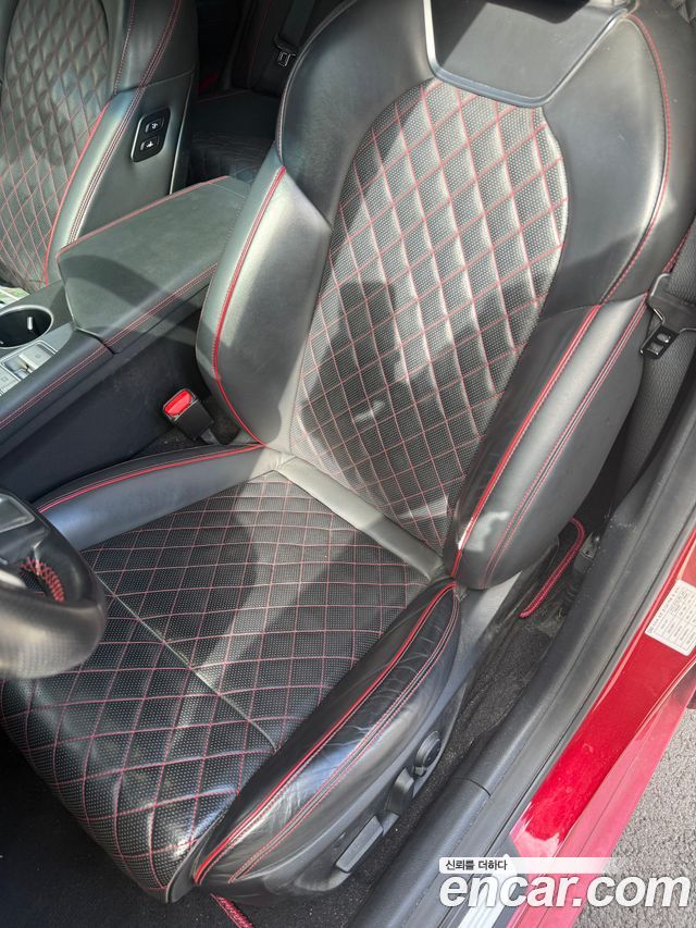 Genesis G70 2.0T Sport Package 2019 — фото 10
