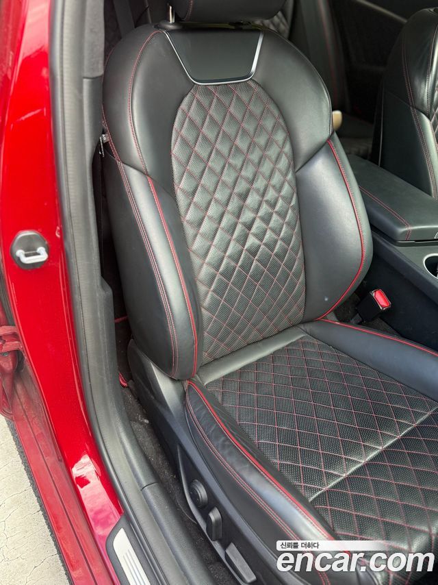 Genesis G70 2.0T Sport Package 2019 — фото 15