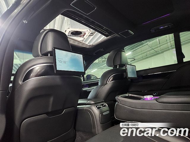 Genesis G90 (RS4) Gasoline 3.5 Turbo AWD 2022 — фото 10