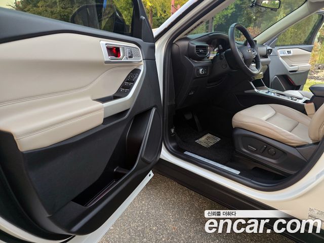 Ford Explorer (VI) 2.3 LimIted 4WD 2021 — фото 15