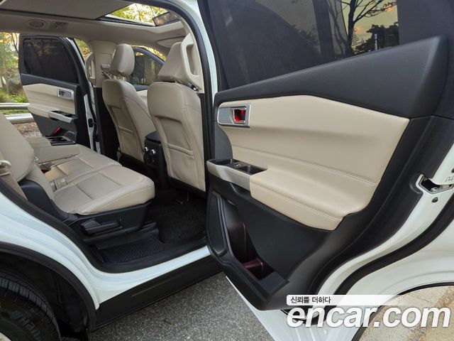 Ford Explorer (VI) 2.3 LimIted 4WD 2021 — фото 18