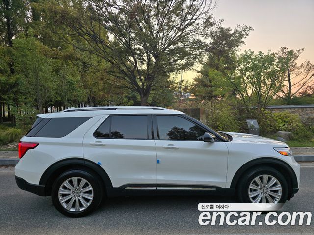 Ford Explorer (VI) 2.3 LimIted 4WD 2021 — фото 23