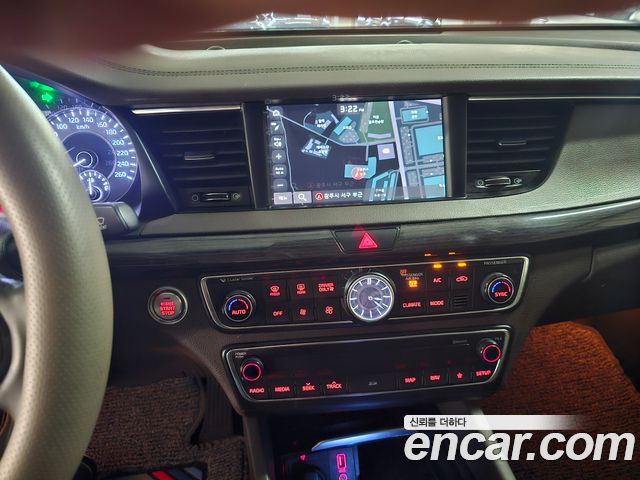 Kia K7 Hybrid Noblesse 2017 — фото 17