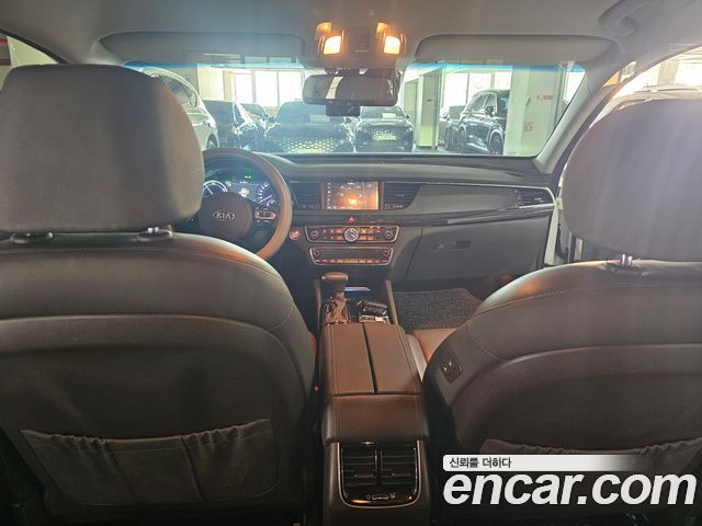 Kia K7 Hybrid Noblesse 2017 — фото 20