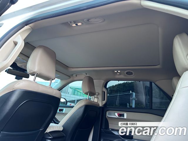 Ford Explorer (VI) 2.3 LimIted 4WD 2020 — фото 17