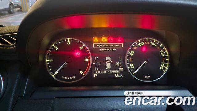 Land Rover Discovery 4 3.0 SDV6 SE 2015 — фото 3