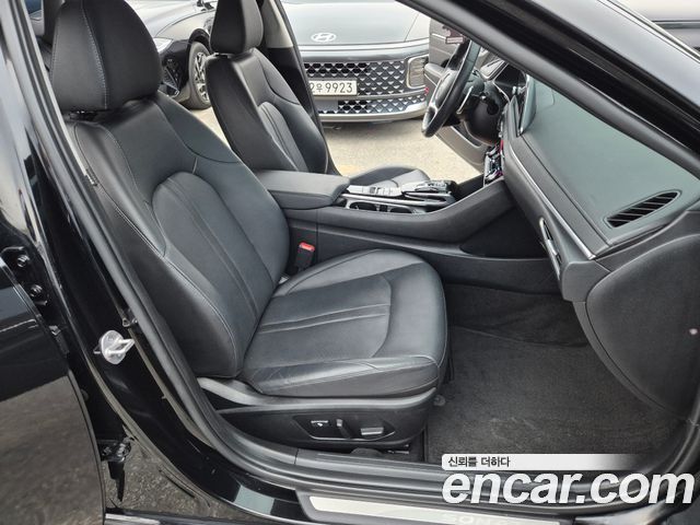 Hyundai Sonata (DN8) 2.0 Premium Plus 2023 — фото 13