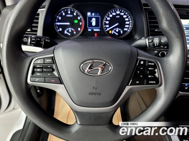 Hyundai Avante (AD) 1.6 GDI Value Plus 2018 — фото 15