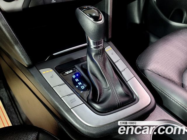 Hyundai Avante (AD) 1.6 GDI Value Plus 2018 — фото 20