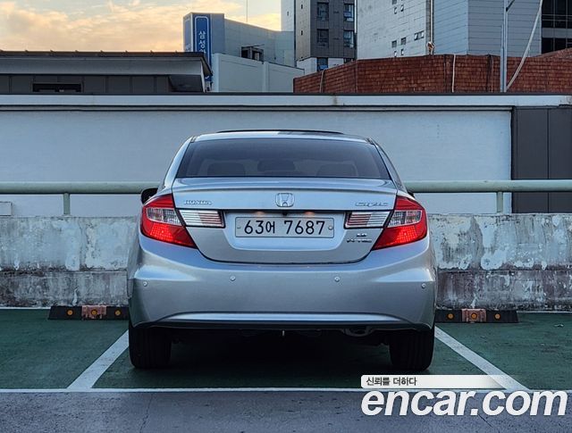 Honda Civic 1.8 EX 9th 2012 — фото 4