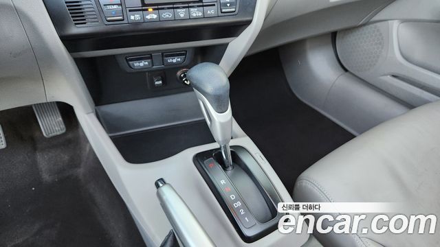 Honda Civic 1.8 EX 9th 2012 — фото 10