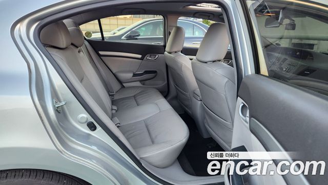 Honda Civic 1.8 EX 9th 2012 — фото 16