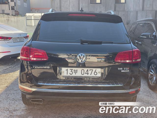 Volkswagen Touareg V6 3.0 TDI Bluemotion Premium 7P5 2016 — фото 2