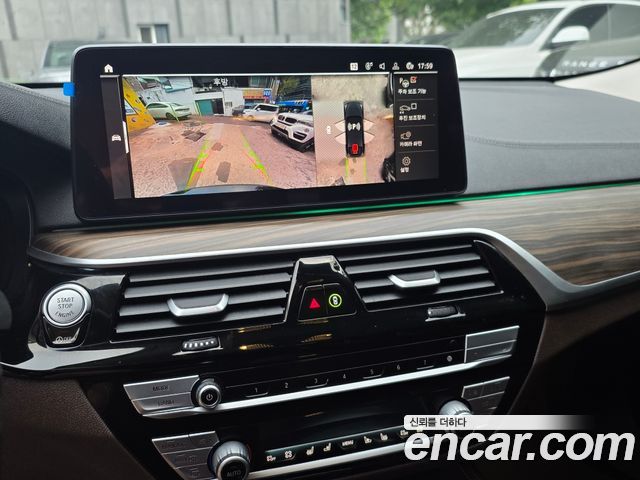 BMW 6 Series GT (G32) 620d xDrive Luxury 2021 — фото 13