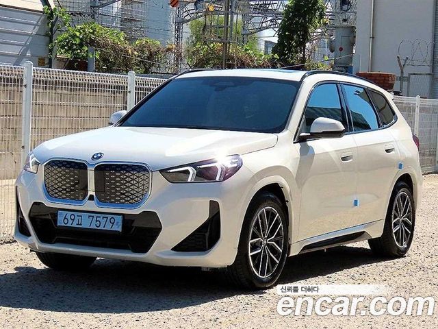 BMW iX1 (U11) eDrive 20 M Sport