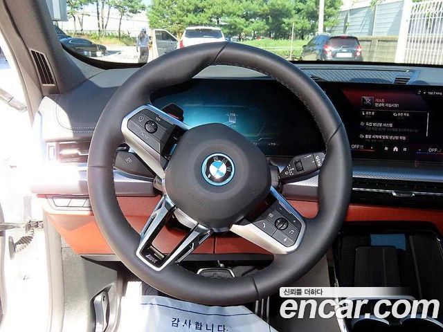 BMW iX1 (U11) eDrive 20 M Sport 2026 — фото 16