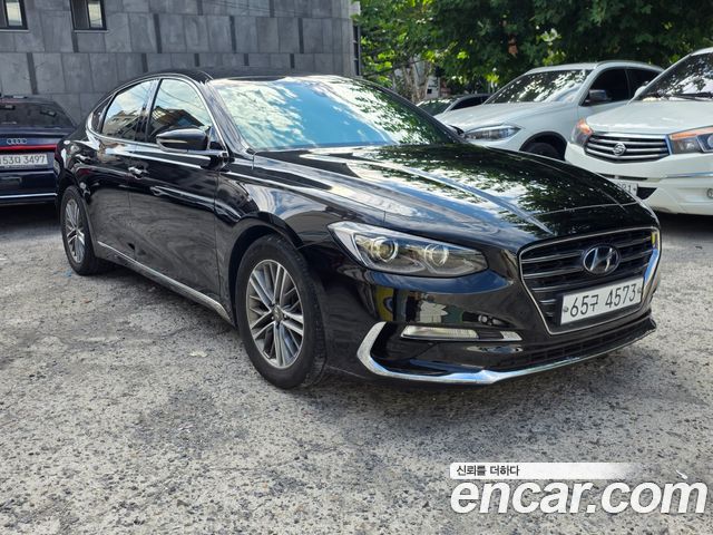 Hyundai Grandeur (IG) 2.2 Diesel Premium Special 2018 — фото 3