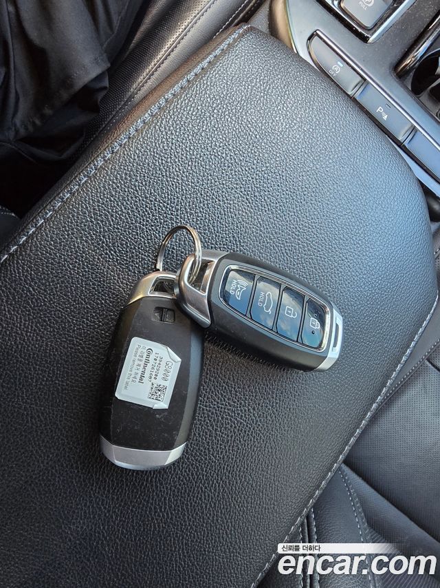 Hyundai Grandeur (IG) 2.2 Diesel Premium Special 2018 — фото 13