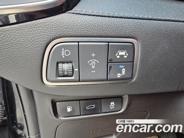 Hyundai Grandeur (IG) 2.2 Diesel Premium Special 2018 — фото 14