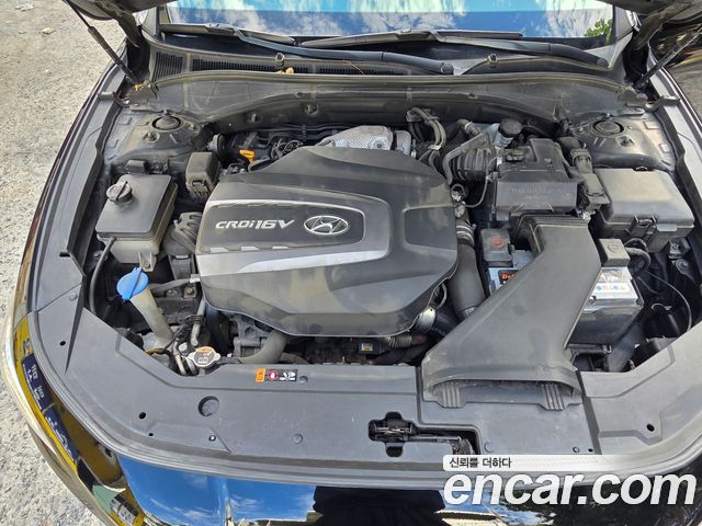 Hyundai Grandeur (IG) 2.2 Diesel Premium Special 2018 — фото 16