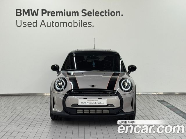 MINI Cooper Classic Plus 3rd 2024 — фото 3