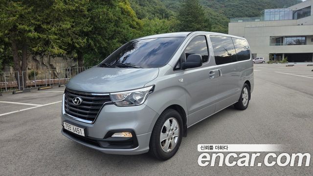 Hyundai Grand Starex Wagon 12-Seater Smart 2019 — фото 1