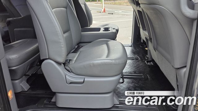 Hyundai Grand Starex Wagon 12-Seater Smart 2019 — фото 8