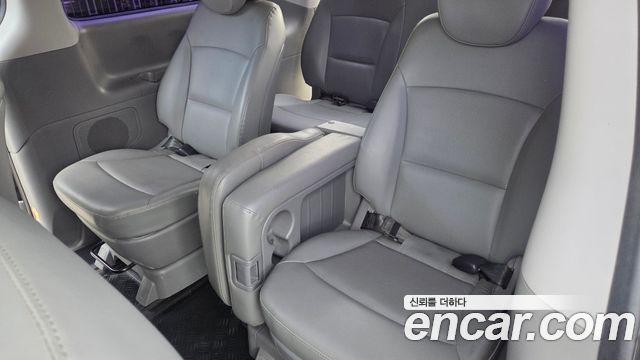Hyundai Grand Starex Wagon 12-Seater Smart 2019 — фото 10