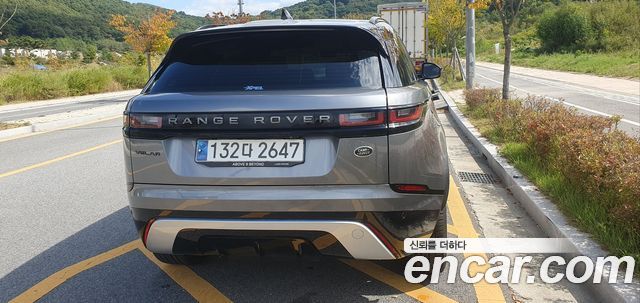 Land Rover Range Rover Velar 2.0 P250 R-Dynamic SE 2023 — фото 3