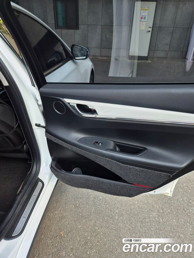 Hyundai Grandeur (IG) 3.0 LPi Rent Car Modern 2022 — фото 8