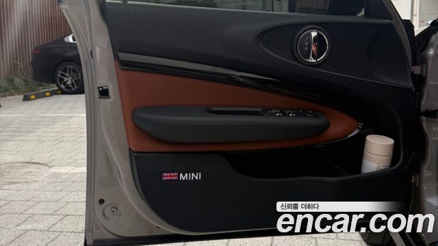 MINI Cooper S Clubman Classic 2nd 2022 — фото 21