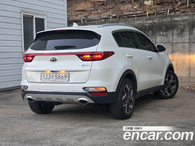 Kia Sportage The Bold Diesel 1.6 2WD Prestige 2020 — фото 4