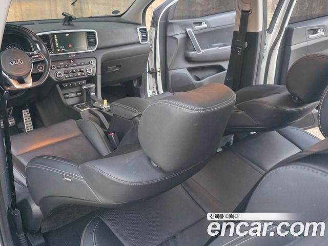 Kia Sportage The Bold Diesel 1.6 2WD Prestige 2020 — фото 16