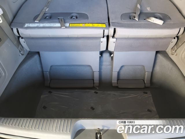 Kia Carnival R New Carnival Limousine GLX High-Deluxe 2013 — фото 20