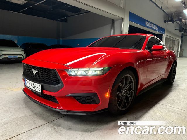 Ford Mustang (VII) 2.3 EcoBoost Premium Coupe 2024 — фото 2