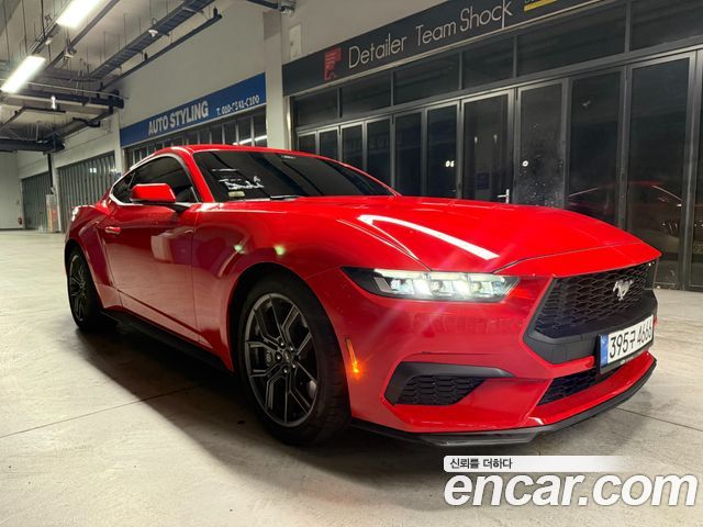 Ford Mustang (VII) 2.3 EcoBoost Premium Coupe 2024 — фото 3