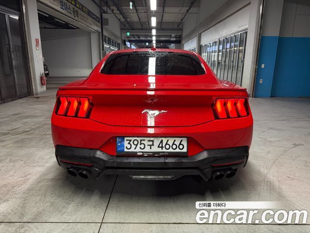 Ford Mustang (VII) 2.3 EcoBoost Premium Coupe 2024 — фото 5