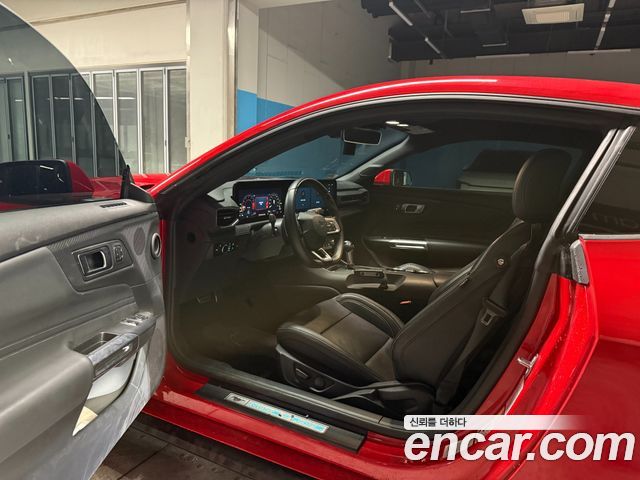 Ford Mustang (VII) 2.3 EcoBoost Premium Coupe 2024 — фото 7