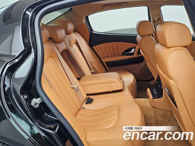 Maserati Quattroporte S 4.7 V8 2011 — фото 16